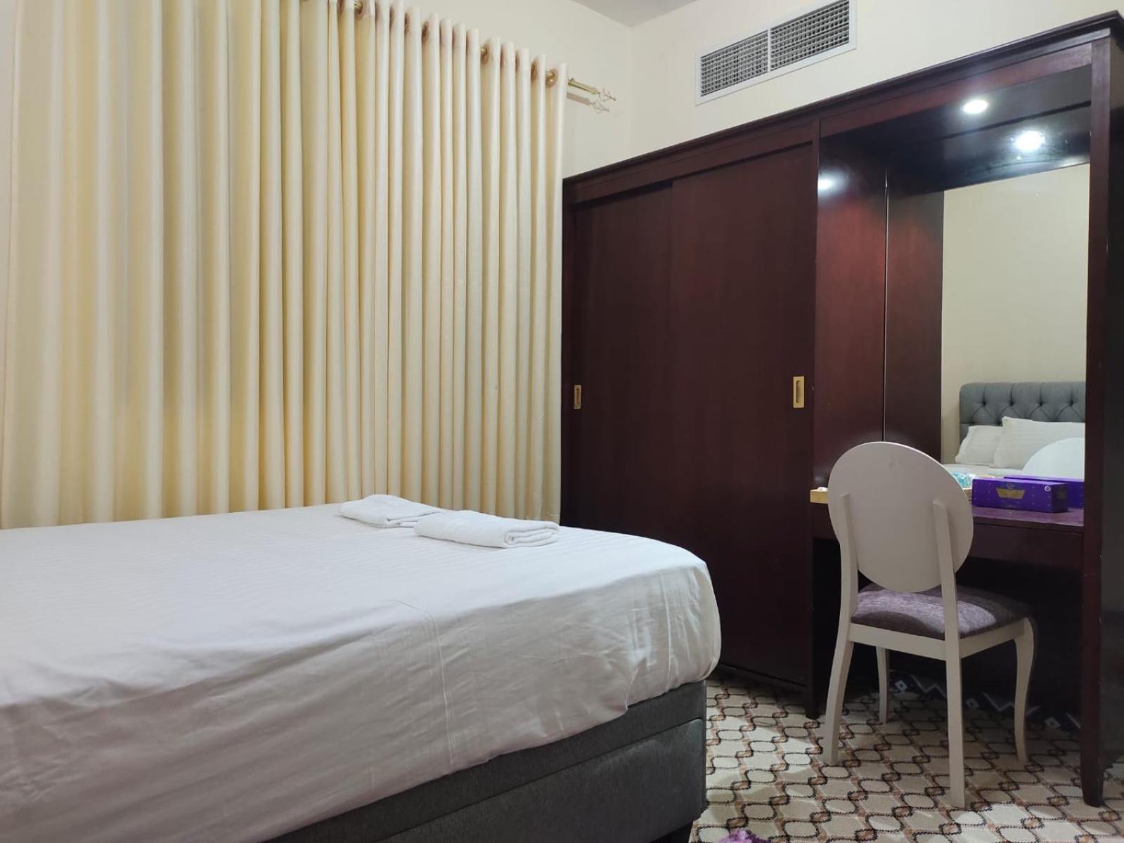 Arnim Suite - 3 Bedrooms Apartment Sharjah Ngoại thất bức ảnh